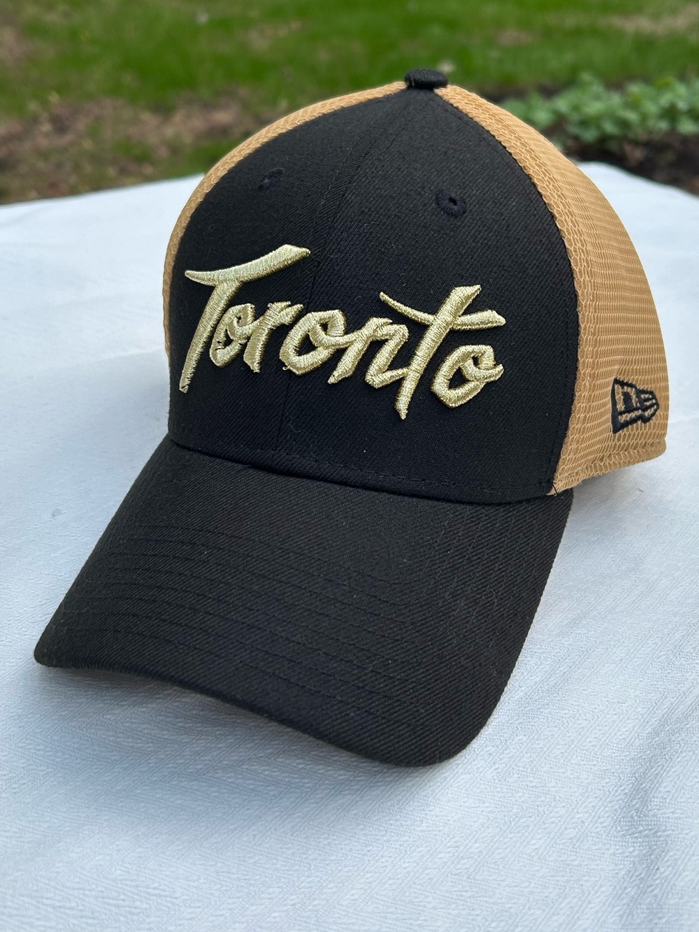 New Era Black and Tan 39THIRTY Fitted Cap - SM